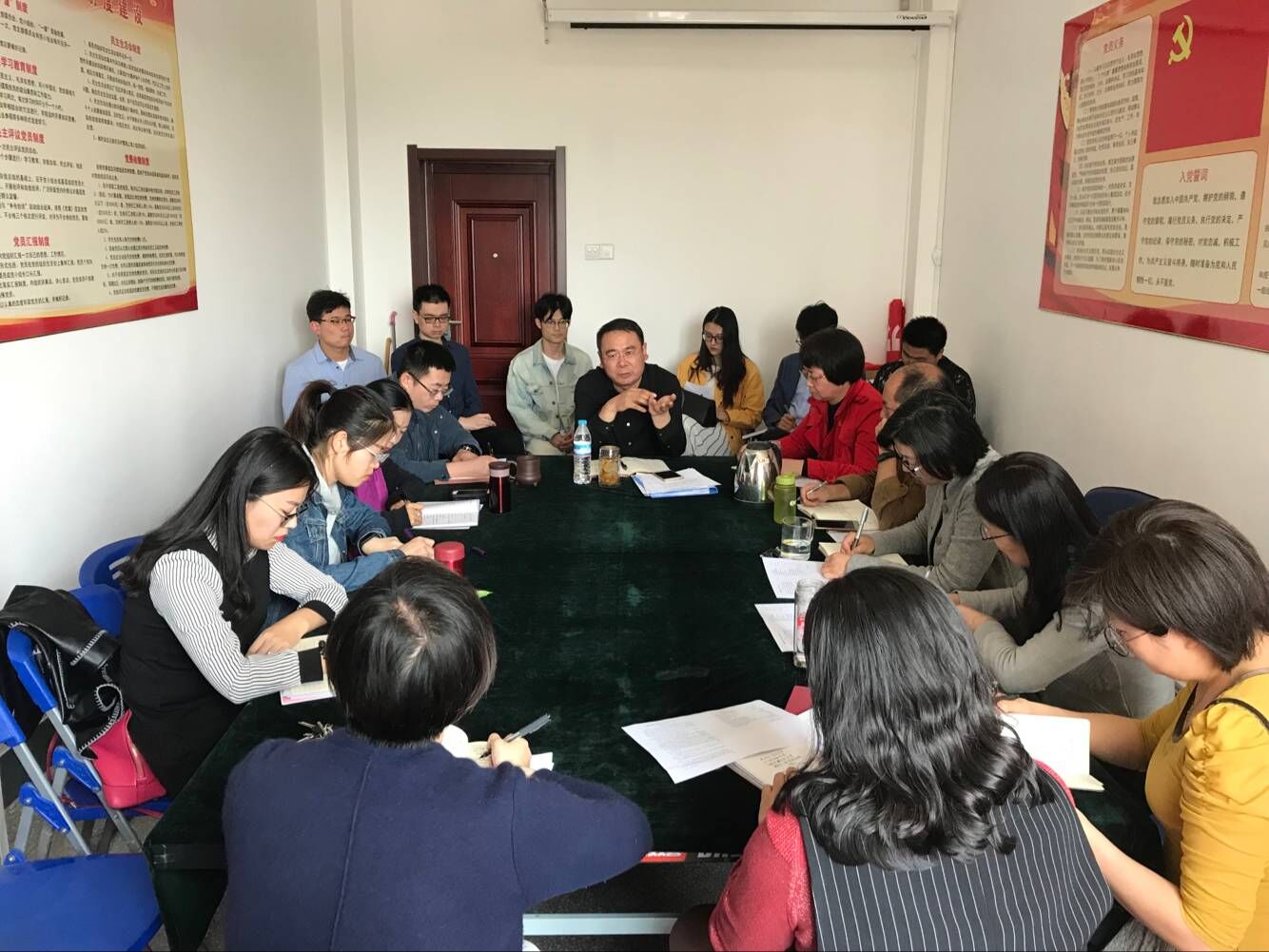 英国上市公司365召开临沂资本交易大会志愿者动员培训会2018-4-24.jpg